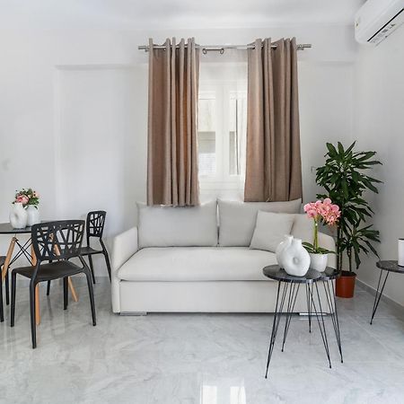 Miralis Apartments 니키아나 외부 사진