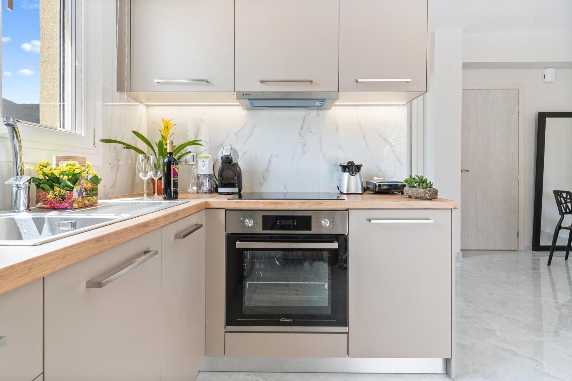 Miralis Apartments 니키아나 외부 사진